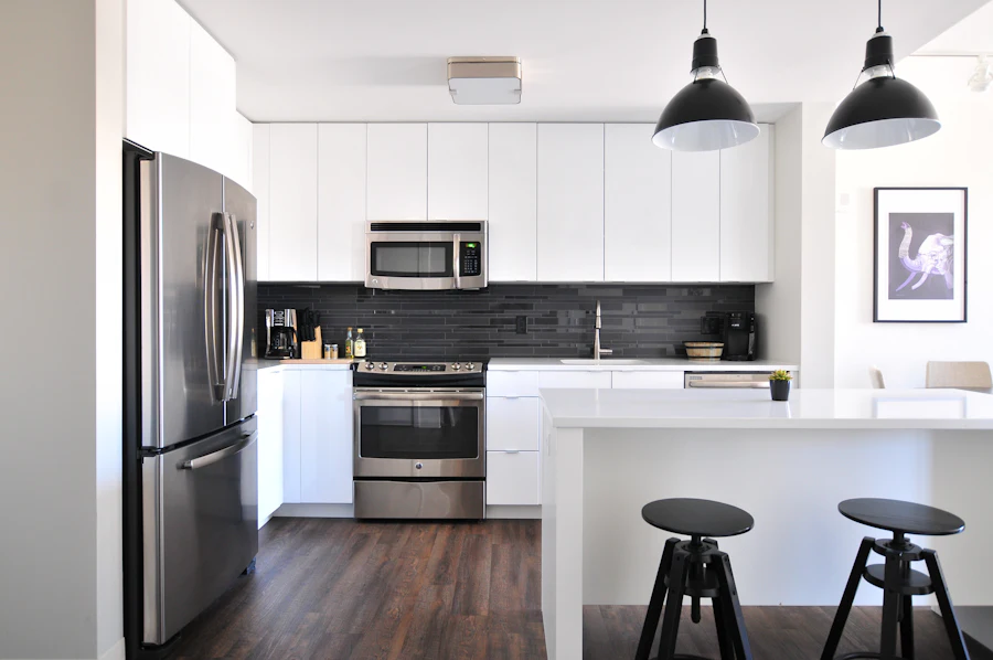 Kitchen listing photo